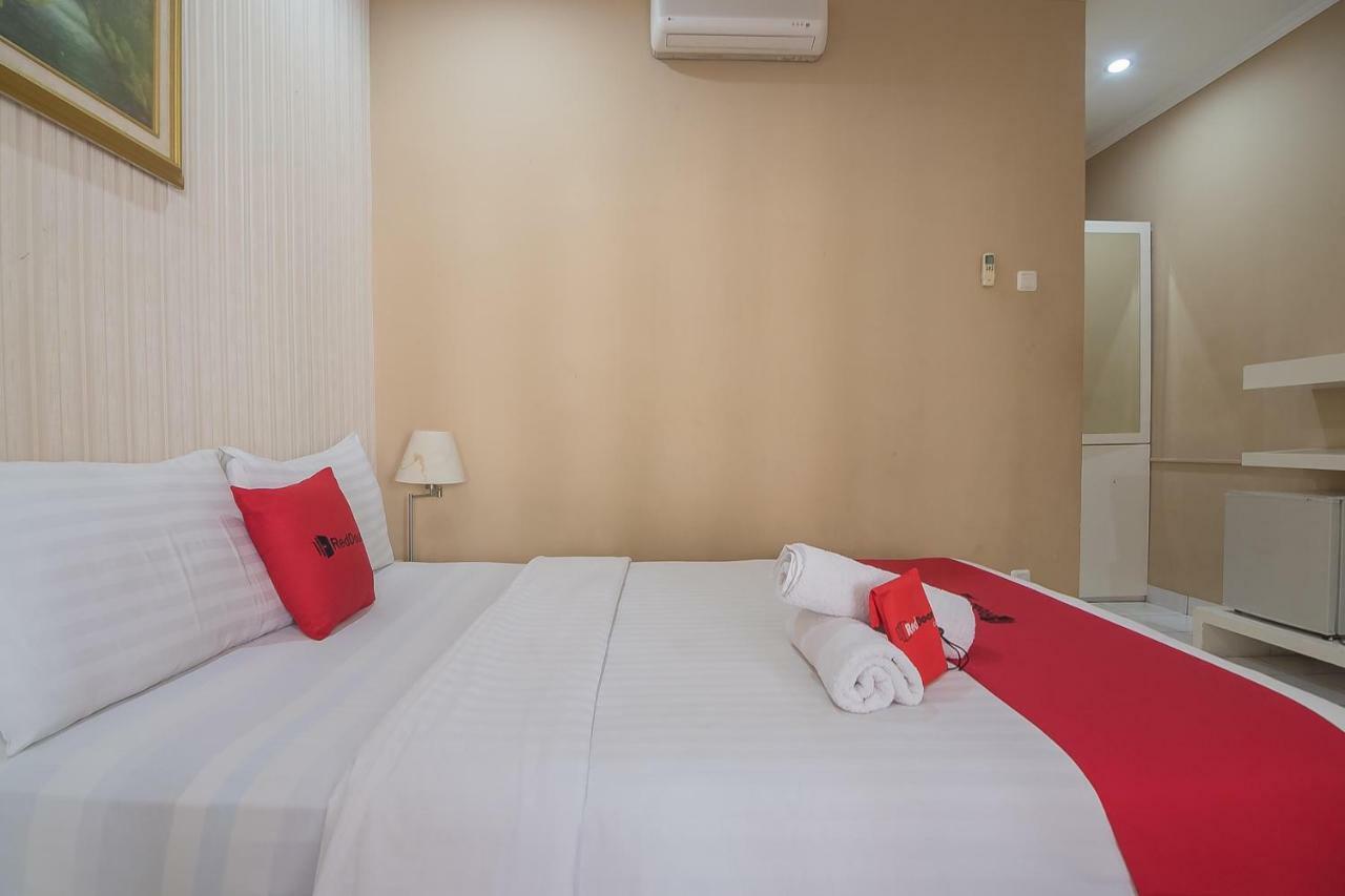 Reddoorz Near Setrasari Mall 2 Bandung Luaran gambar